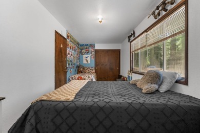 Tucked beneath towering redwoods on a full acre, this 2-bedroom - photo 23