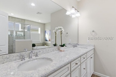 Wake up to sparkling lake views and enjoy the ultimate - photo 26