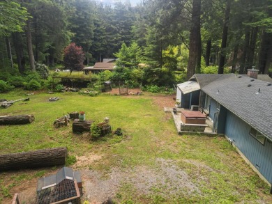Tucked beneath towering redwoods on a full acre, this 2-bedroom - photo 30