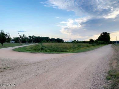 Lake Lot For Sale in Saltillo, Tennessee