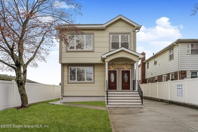 6 OVER 6 NEW CONSTRUCTION. BASEMENT SEPARATE ENTRANCE AND - photo 1