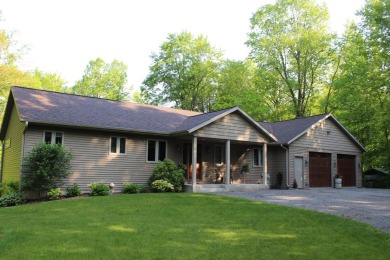 Lake Home For Sale in Stratford, Wisconsin