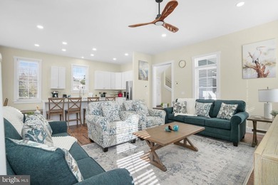 Don't miss this stunning Charleston-inspired waterview home with - photo 7