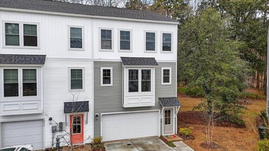 Goose Creek Reservoir Townhome/Townhouse For Sale in Hanahan South Carolina