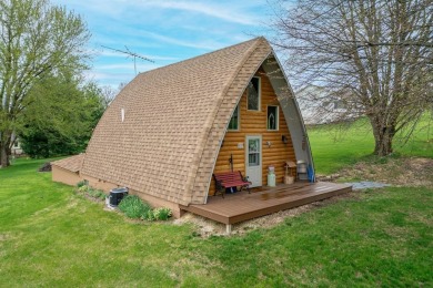 Lake Home For Sale in Lake Summerset, Illinois