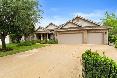GREAT BUY IN HAMMOCK BAY! 4 bdrs, 3 baths, Sunroom, 3 Car garage - photo 3