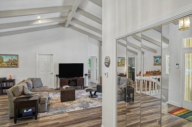 Nestled on a premier Lake Balboa street, this waterfront estate - photo 12