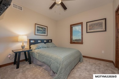 Why wait to build, move right into this stunning 5 bed, 3 bath - photo 12