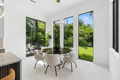 Perfectly positioned in the highly desirable Lake Floresta - photo 12