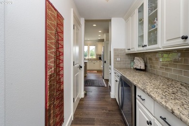 Rare Opportunity in the gated Stonegate Estates, a unique - photo 13