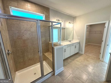 Stunning NEW Construction Home in Sold-Out 55+ Active Adult - photo 14