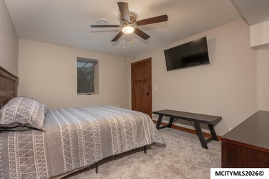 Why wait to build, move right into this stunning 5 bed, 3 bath - photo 15