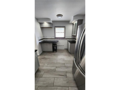 Beautifully maintained and updated single-family home offering - photo 6