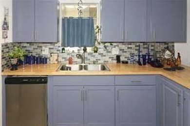 Seller is VERY MOTIVATED. Will consider all reasonable offers - photo 6