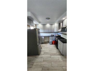Beautifully maintained and updated single-family home offering - photo 7