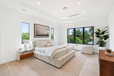 Perfectly positioned in the highly desirable Lake Floresta - photo 17
