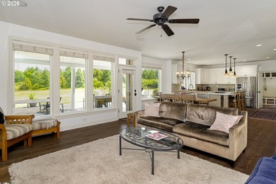 Rare Opportunity in the gated Stonegate Estates, a unique - photo 17