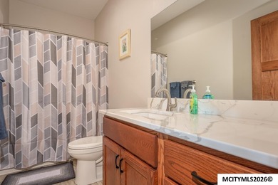 Why wait to build, move right into this stunning 5 bed, 3 bath - photo 18