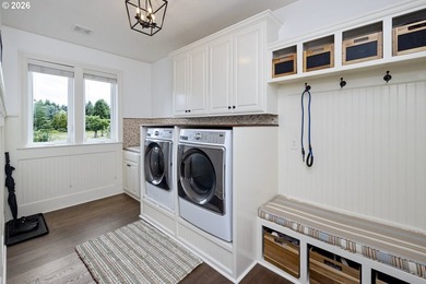 Rare Opportunity in the gated Stonegate Estates, a unique - photo 18