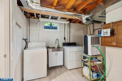 Welcome to coveted Fayal Township! This beautifully updated home - photo 24