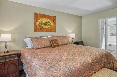 Nestled on a premier Lake Balboa street, this waterfront estate - photo 25