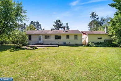 Welcome to coveted Fayal Township! This beautifully updated home - photo 30
