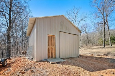 Ozark Mountain retreat on 42 +/- acres just outside Prairie - photo 32