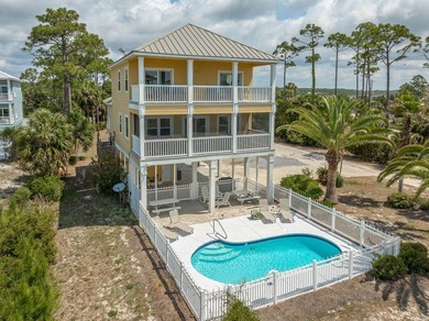 Discover the best of coastal living in Holiday House, this - photo 1