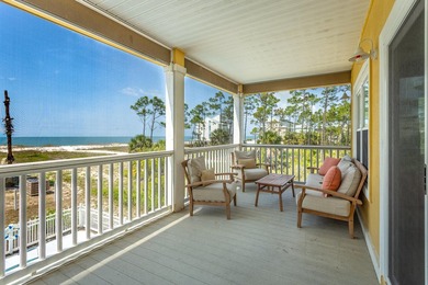 Discover the best of coastal living in Holiday House, this - photo 4