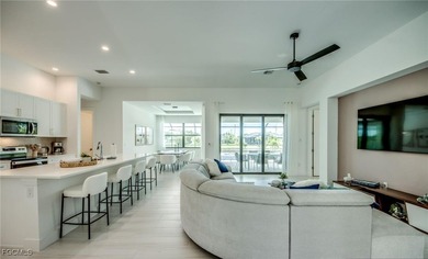 Brand new WATERFRONT POOL HOME in SW Cape Coral with SOUTHERN - photo 3