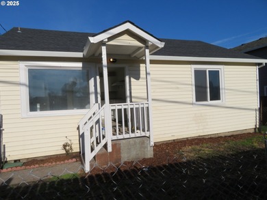 Columbia River - Columbia County Home For Sale in Sthelens Oregon