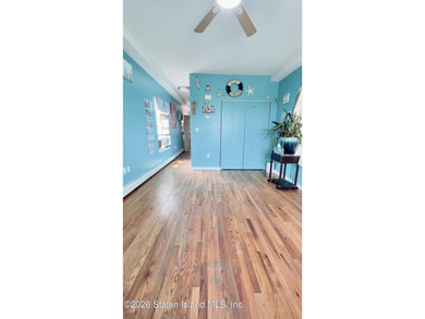 Lovely 2-bedroom detached home, just 10 years young, features - photo 5