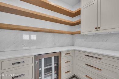 Spectacularly designed 5/6 bedroom, 6 bath bayfront home is - photo 16
