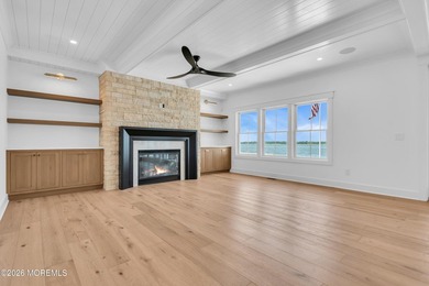 Spectacularly designed 5/6 bedroom, 6 bath bayfront home is - photo 21