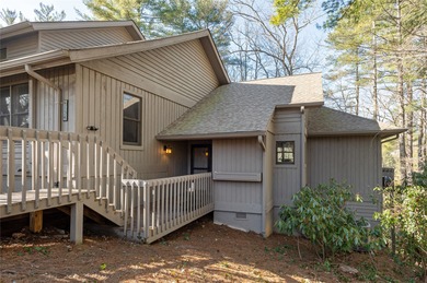 Enjoy outdoor living in the Racquet Club Villas at Burlingame - photo 9