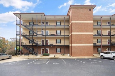 Lake Condo For Sale in Valley, Alabama