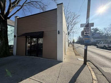 Retail | 1,078 SqFt Marketing description Commercial Property