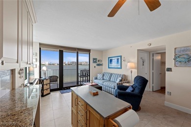 This is stunning 1st floor corner condo has an absolutely - photo 7