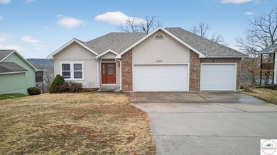 Lake of the Ozarks Home For Sale in Warsaw Missouri