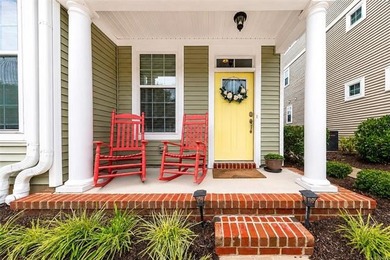 Superb condition, open floorplan, 9'ceilings,one car garage - photo 2