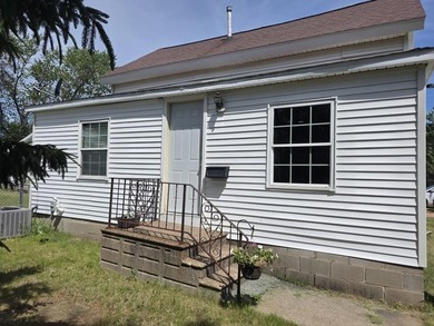 Lake Wausau Home Active Under Contract in Schofield Wisconsin