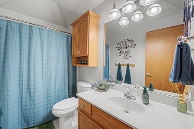 If looking for an exceptional real estate opportunity in Country - photo 13