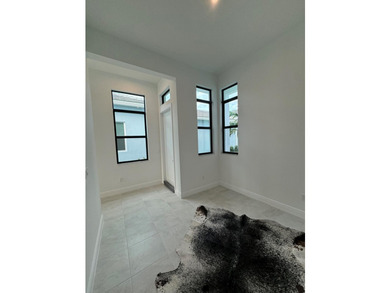 Better than new and vacant! Lightly lived in (approx. 8 months) - photo 17