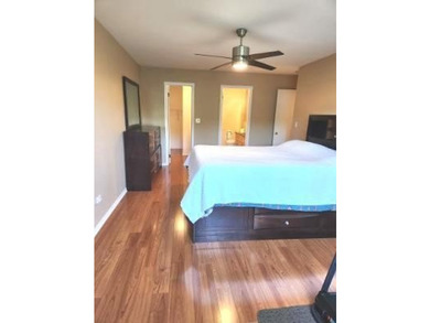 WELCOME HOME TO THIS BEAUTIFULLY UPDATED 2 BEDROOM AND 2 BATH - photo 9