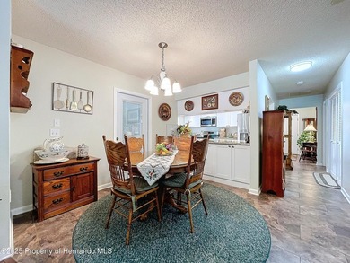 Pristine, remodeled, upgraded 4/2.5/2+ on fenced .34 acre lot - photo 20