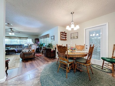 Pristine, remodeled, upgraded 4/2.5/2+ on fenced .34 acre lot - photo 21