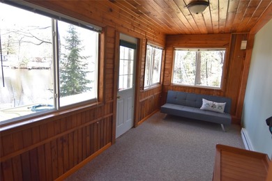 Nestled among mature pines and hardwoods, this adorable cabin - photo 30