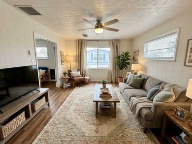 Welcome to your piece of paradise in the highly sought-after - photo 9