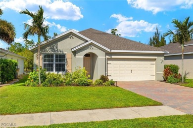 Cape Coral Lakes Area Home For Sale in Cape Coral Florida