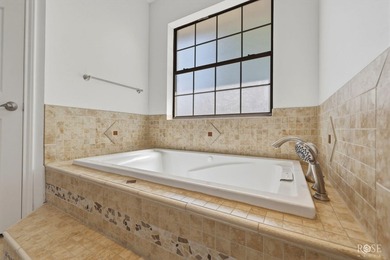 Beautifully updated home in the highly desirable San Angelo - photo 41